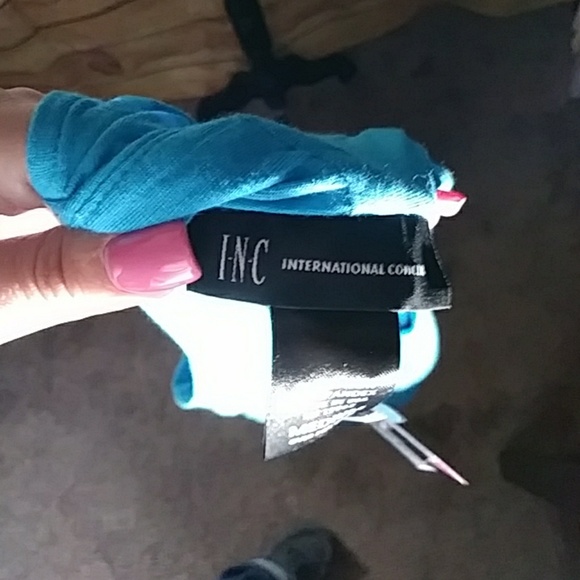 INC|Halter Tank - Picture 3 of 5